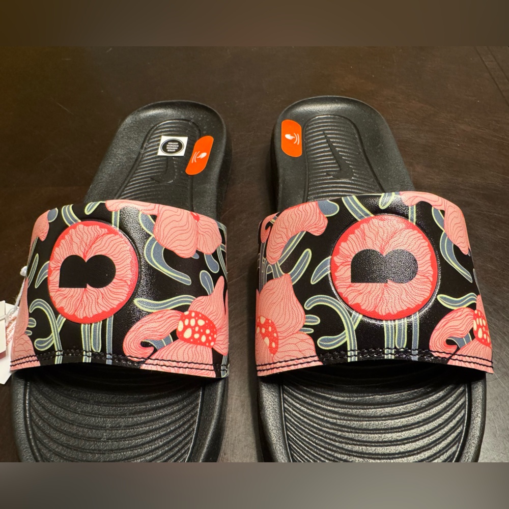 New Nike Naomi Osaka Slides Sandals Pink Black Size US 7 - Picture 3 of 12
